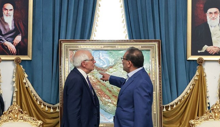 شمخاني: إجراءات إيران التعويضية ستستمر حتى تغيير الممارسات الغربية غير الشرعية