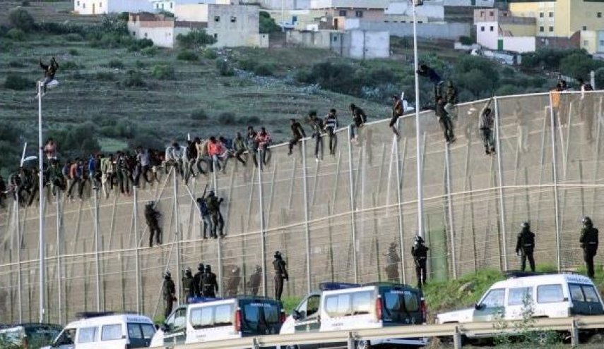 المغرب يتهم الجزائر بتحريك دول إفريقية ضده، واسبانيا ترفض 