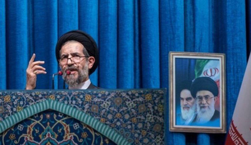 خطيب جمعة طهران: التنمیة من الأهداف الرئيسة لنظامنا الإسلامي
