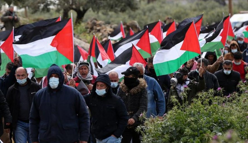 أهالي الضفة الغربية ينتفضون للدفاع عن أراضيهم من الاستيطان