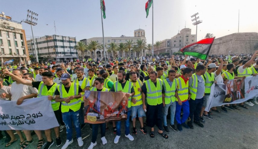 ليبيا.. اقتحام مقر البرلمان.. بعد تظاهرات احتجاجية