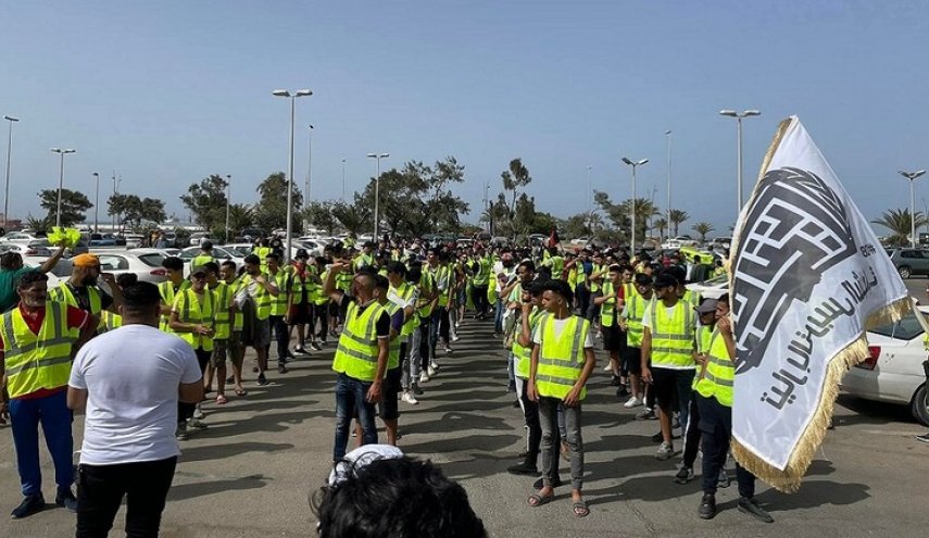 ليبيا.. منظمو مظاهرات 'جمعة الغضب' يلوحون بالعصيان المدني