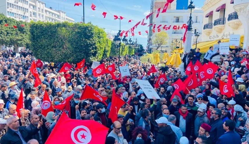خبراء: 'دستور تونس الجديد' تغيب عنه الرؤية الاقتصادية