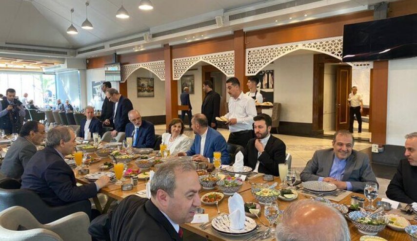وزير الخارجية السوري يقيم مأدبة غداء على شرف نظيره الايراني
