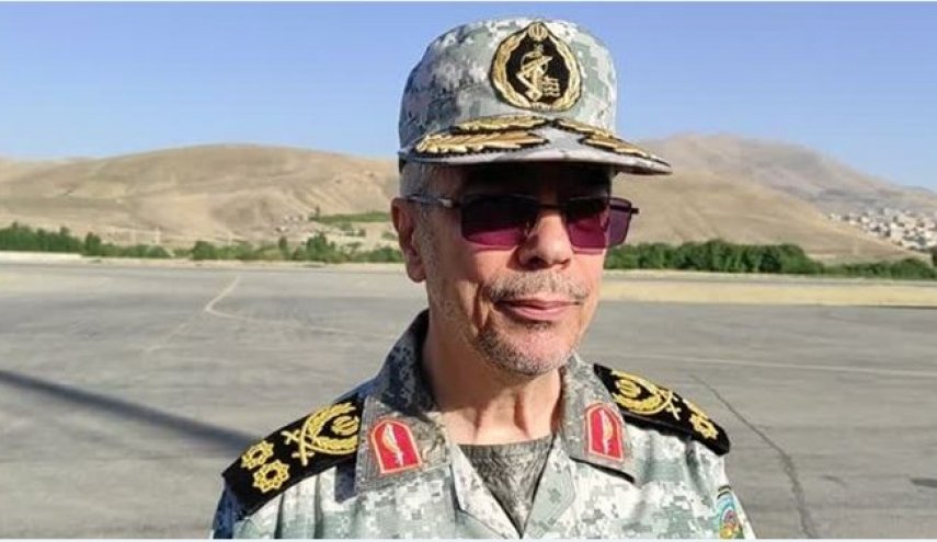 اللواء باقري: محافظة كردستان وحدودها تنعمان بالامن المستديم