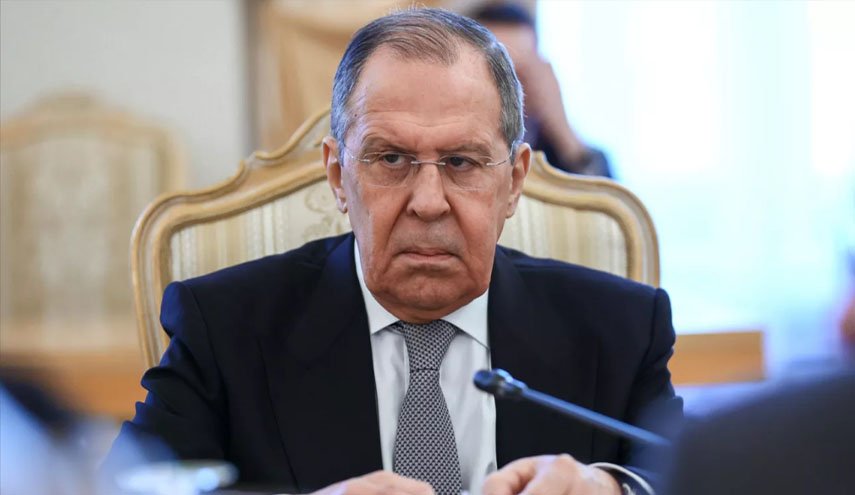 لافروف: بريطانيا تبحث عن ذريعة لإرسال سفنها الحربية إلى البحر الأسود