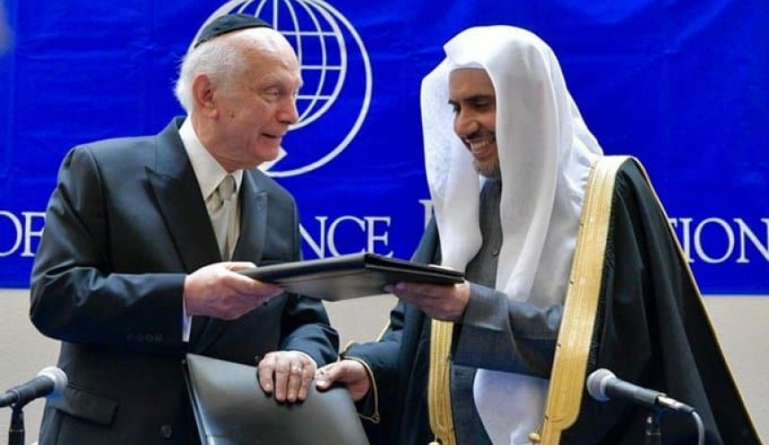 رفض إسلامي واسع لتكليف داعية مروج للتطبيع لاداء صلاة يوم عرفة