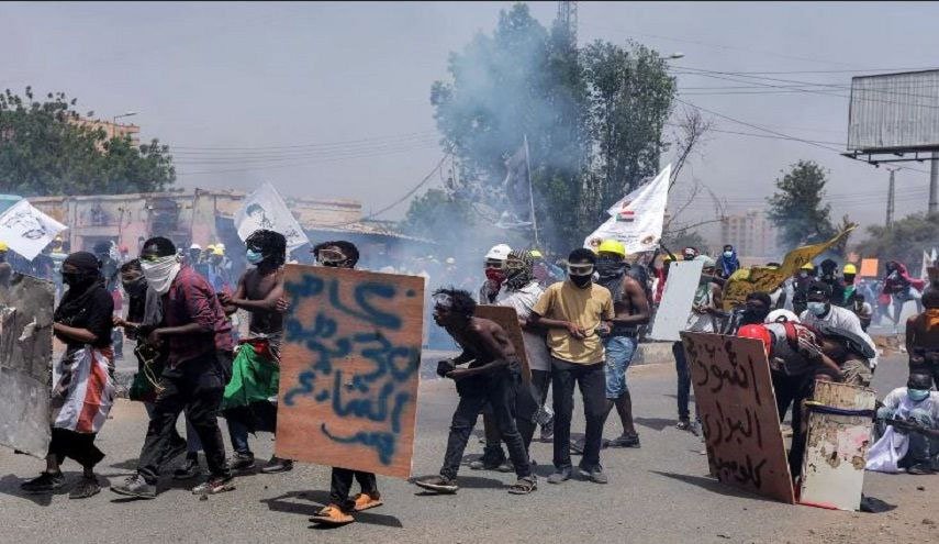 السودان يستدعي رئيس بعثة 
