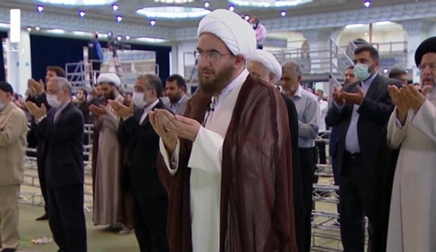اقامة صلاة عيد الاضحى المبارك في طهران وكافة انحاء البلاد