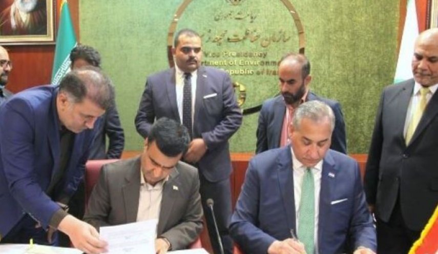 إيران والعراق توقعان مذكرة تفاهم حول مكافحة العواصف الترابية