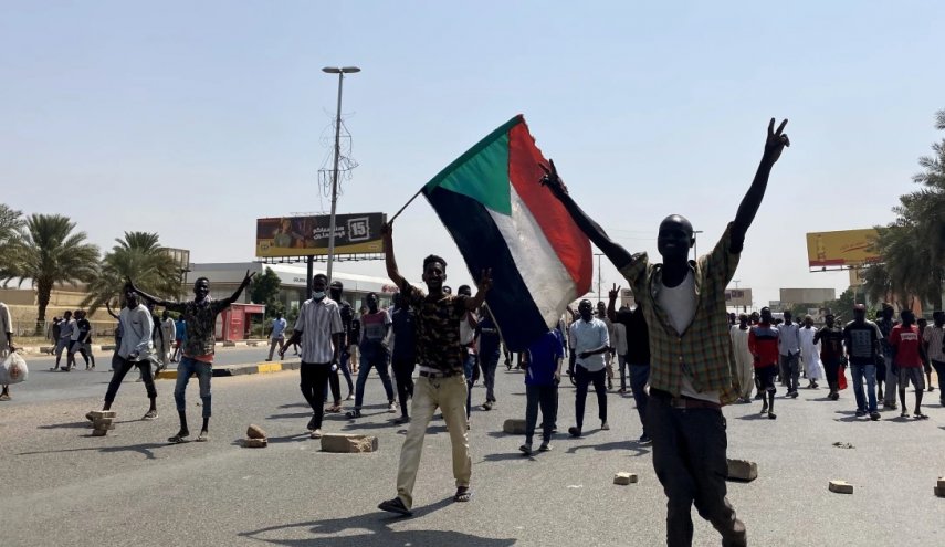 نجل مسؤول سوداني سابق يدهس طفلا بسيارته ويفر هاربا
