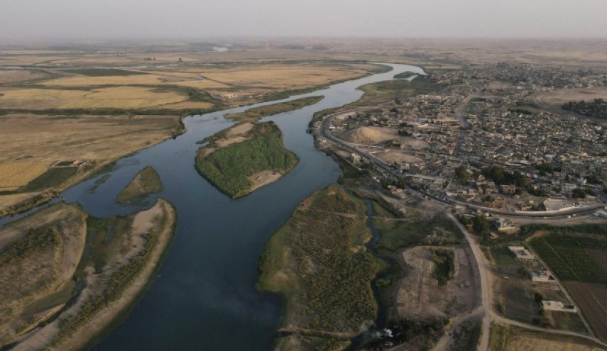 العراق يطالب تركيا بزيادة إطلاقات المياه في دجلة والفرات