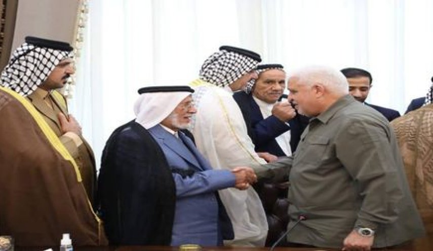 الفياض يؤكد دور العشائر العراقية في دعم السلم الاهلي 