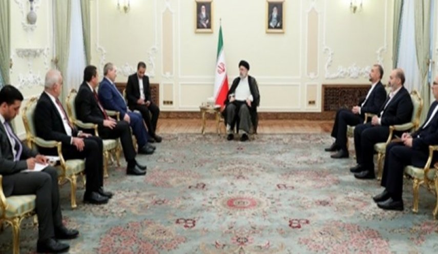 رئيسي: من الضروري أن يسيطر الجيش السوري على كل حدود هذا البلد