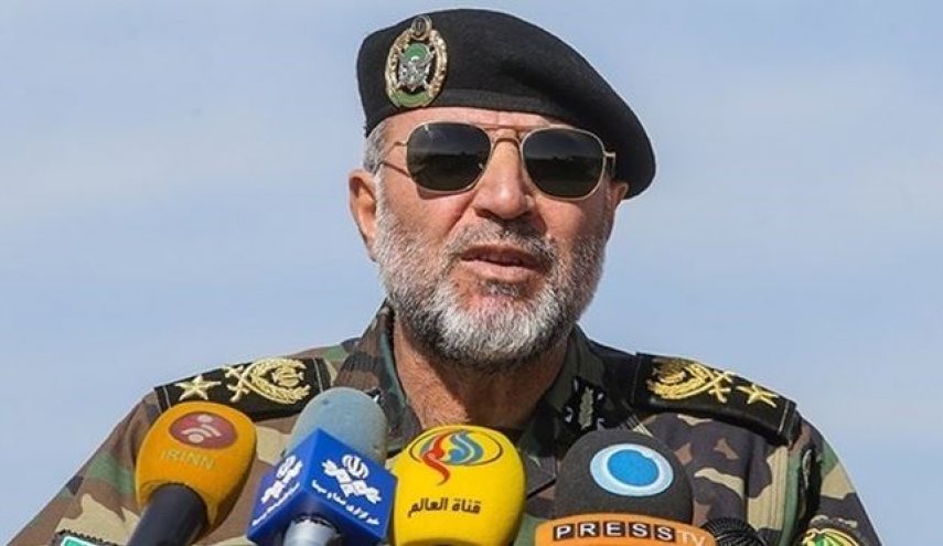 الجيش الايراني: تم نقل معدات فنية وهندسية إلى يزد لاغاثة المناطق المنكوبة
