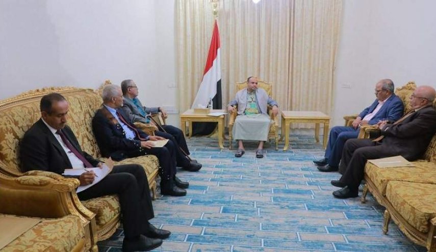 'المجلس الأعلى' الیمني يرحب بالوفد العماني ويستعرض المستجدات السياسية