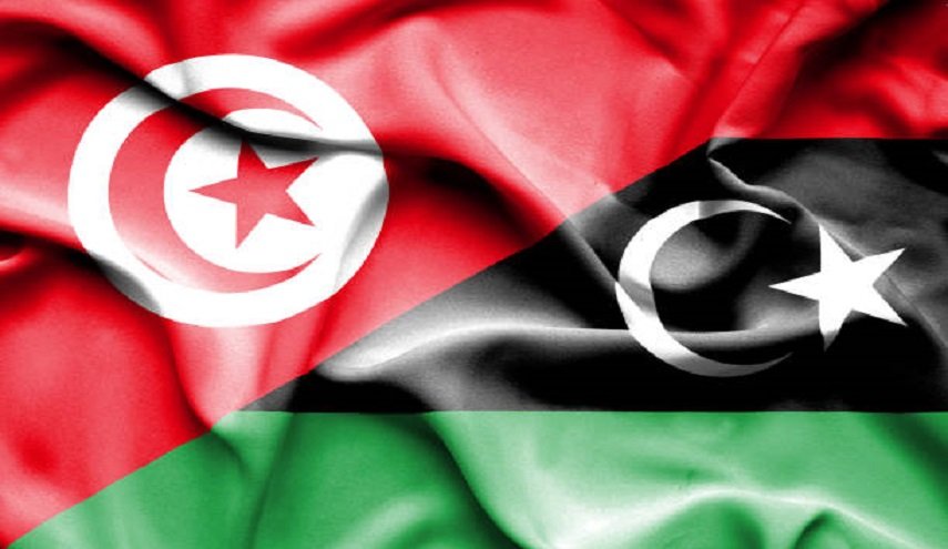 تونس تعرب عن تضامنها مع ليبيا في حادث انفجار شاحنة وقود

