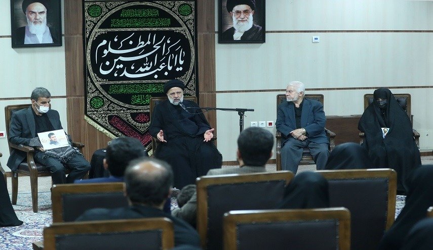 رئيسي: روح البسالة لدى الشباب الفلسطيني واليمني إمتداد للثورة الإسلامية