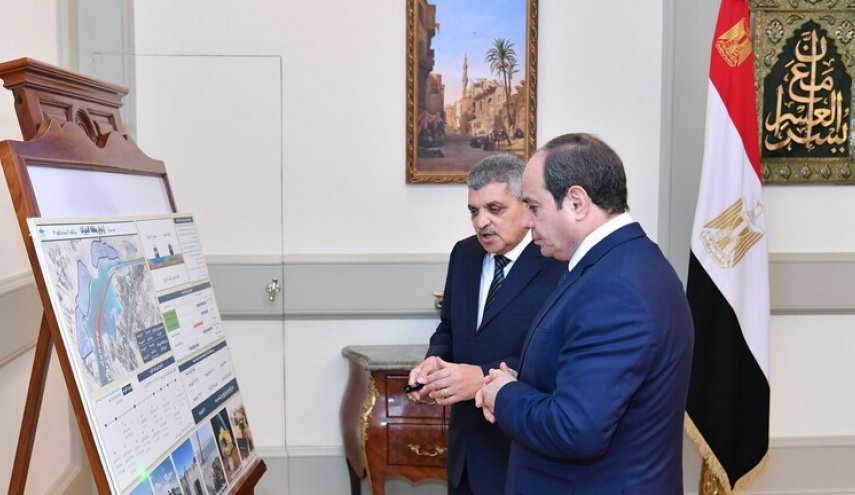 السيسي يصدر قرارا بشأن رئيس قناة السويس بعد انتهاء مدة عمله