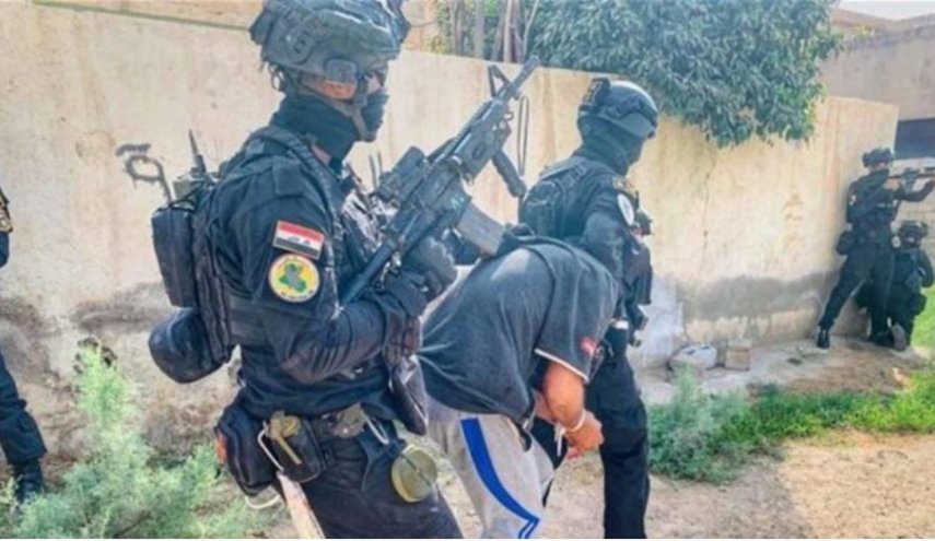 العراق يطيح بقيادات  