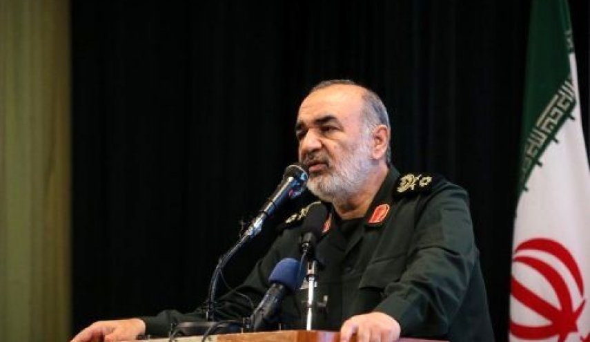 قائد الحرس الثوري: أخطر استراتيجية للعدو هي مهاجمة القلوب والعقول