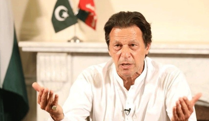 الشرطة الباكستانية توجه تهم الإرهاب لعمران خان