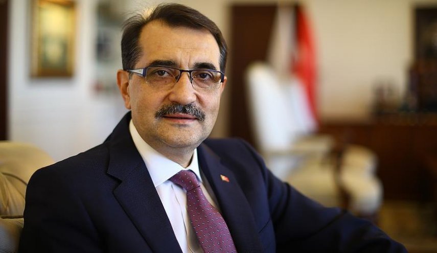 وزير الطاقة التركي يزور عمان وقطر
