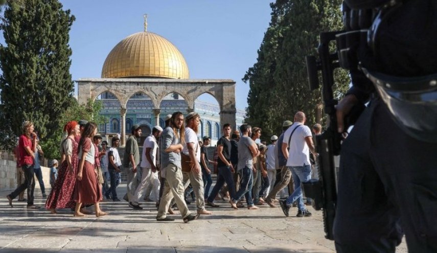متطرفون صهاينة يقتحمون ’الأقصى’ بحراسة مشددة