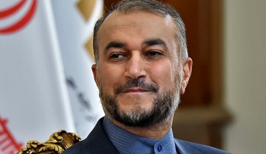 امير عبداللهيان يغادر زنجبار عائدا الى طهران