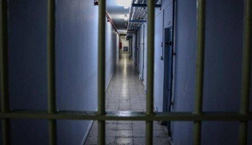 الأسرى في سجون الاحتلال الإسرائيلي يصعدون من خطواتهم النضالية