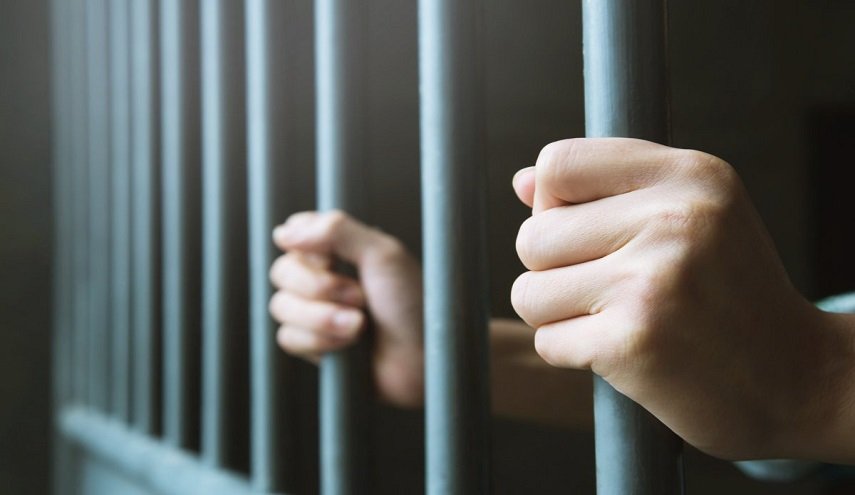 النظام البحريني يتجه لتفعيل نظام عمل السجناء بالسخرة