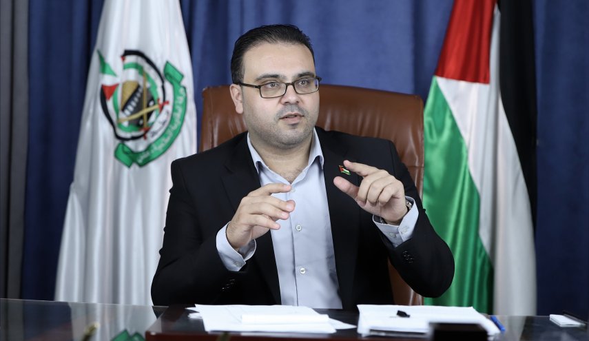 حماس تعلق على اقتحام مستوطنين الأقصى بملابس 