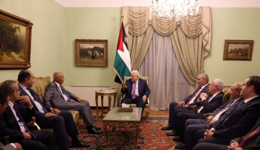 عباس يلتقي أبو الغيط في القاهرة