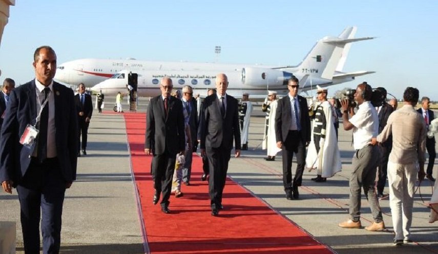 دبلوماسي مغربي ينفي حل الخلاف مع تونس