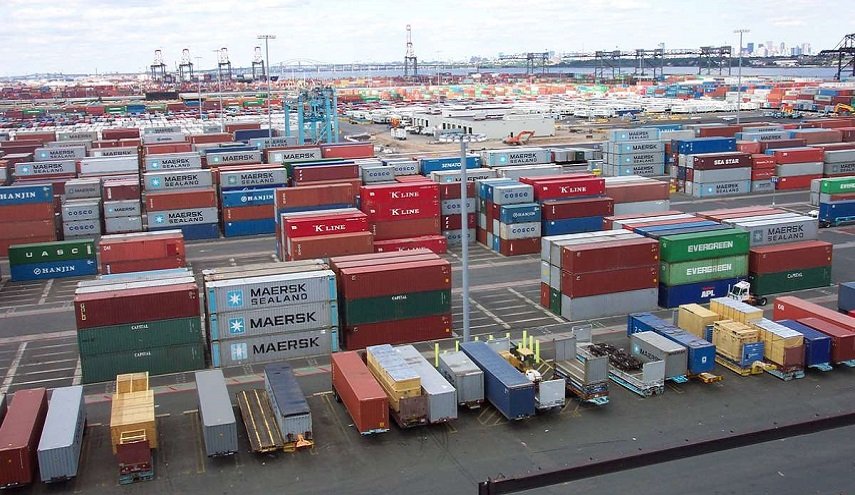 نمو بنسبة 40% في صادرات إيران لدول (إيكو)