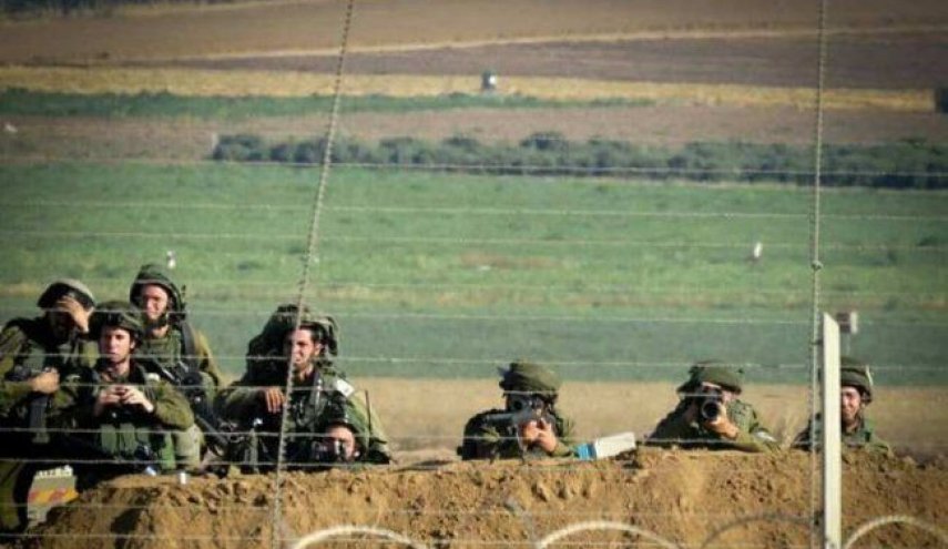 الاحتلال يطلق قنابل الغاز صوب المزارعين وأراضيهم شرق غزة