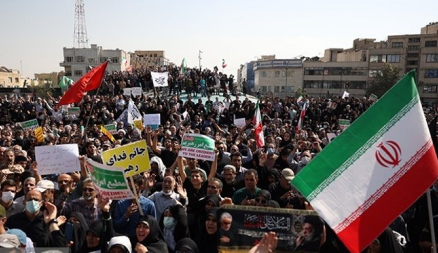 طهران تستعد اليوم لمسيرات شعبية حاشدة للتنديد بأعمال الشغب