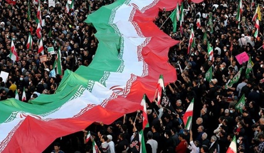 نواب البرلمان يشيدون بوعي الشعب الايراني حيال الفتنة الاخيرة