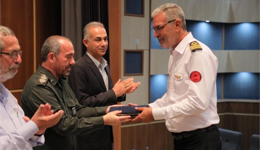 همایش روز جهانی دریانوردی در بوشهر برگزار شد/ تجلیل از فعالان عرصه دریانوردی