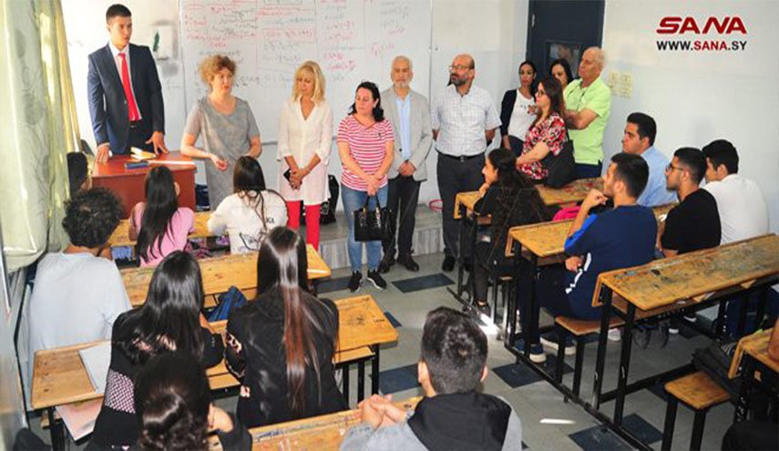 وفد روسي من جامعة (رودن) يزور مدرسة الآسية الخاصة بدمشق