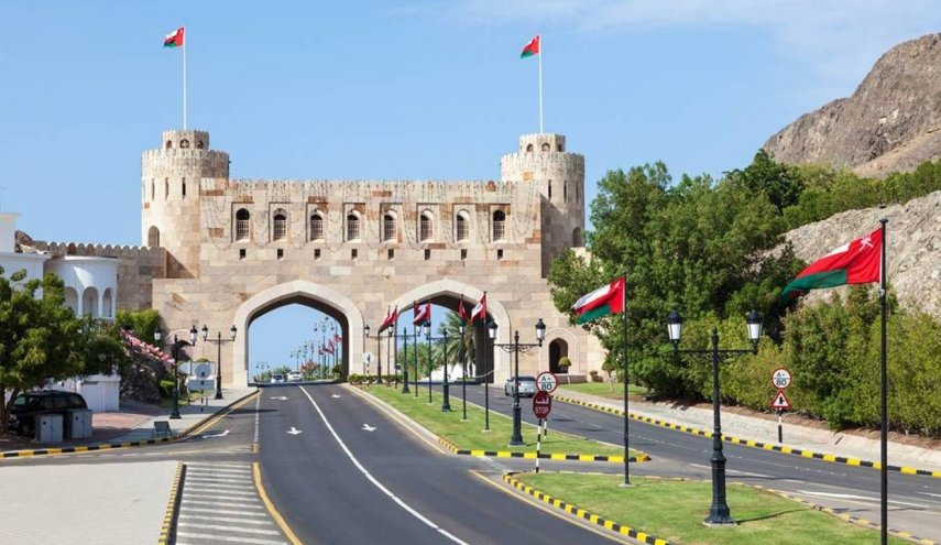 عُمان ترفض فتح مجالها الجوي أمام الطائرات 