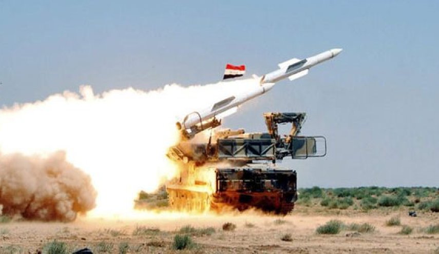  الدفاعات السورية أسقطت 6 صواريخ إسرائيلية استهدفت مطاري دمشق والديماس

