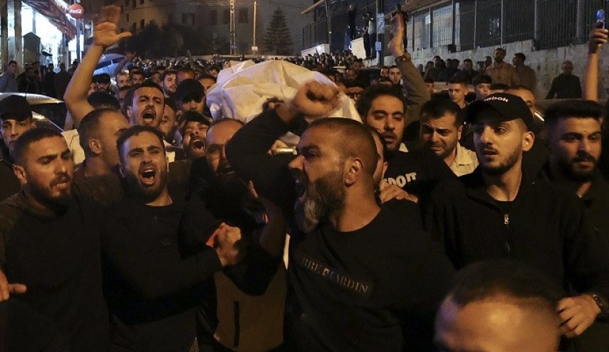الإضراب يعم محافظات الضفة حدادا على أرواح الشهداء في نابلس ورام الله
