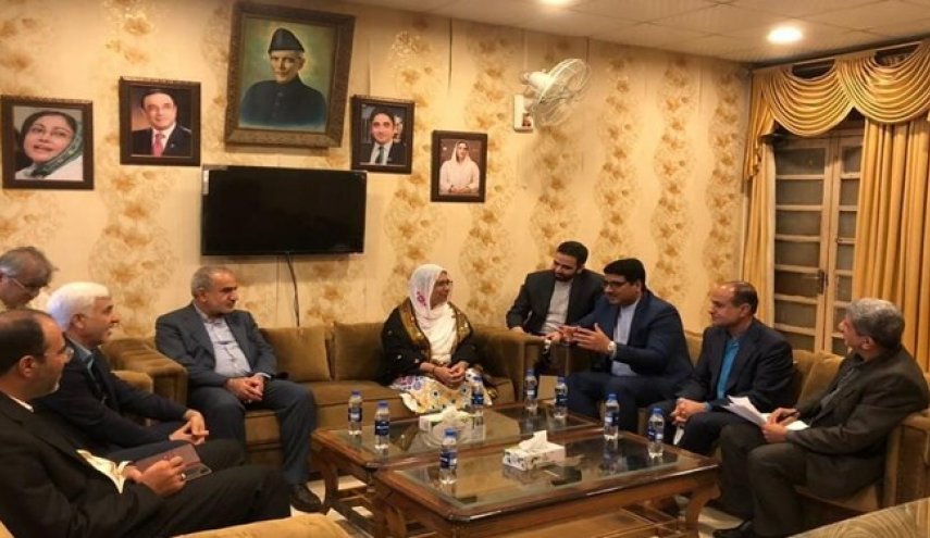محادثات ايرانية باكستانية للبحث في التعاون الاقتصادي

