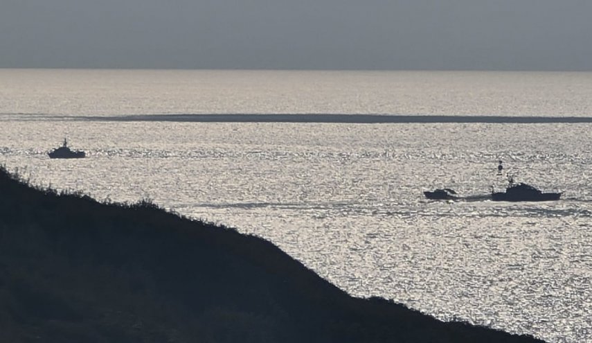 الوفد اللبناني يرفض الدخول إلى مقر اليونيفيل بالناقورة قبل انسحاب الزوارق الإسرائيلية