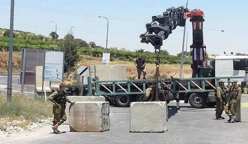 الاحتلال يواصل غلق جميع مداخل الخليل منذ الليلة الماضية

