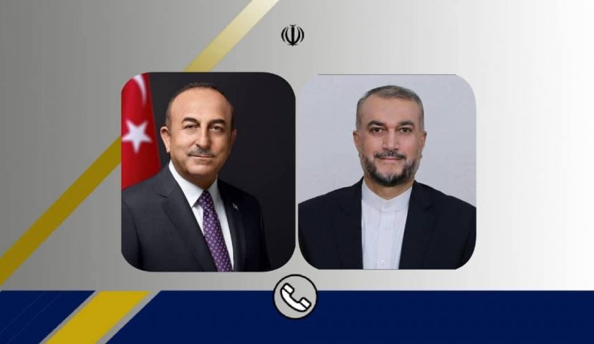وزيرا خارجية ايران وتركيا يجريان مباحثات هاتفية حول القضايا الثنائية والإقليمية