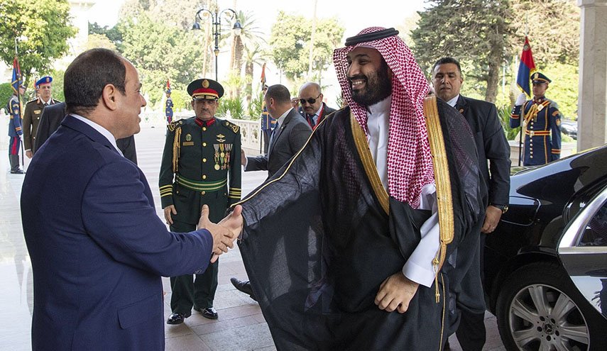 بعد غيابه عن القمة العربية.. بن سلمان يحضر قمة المناخ في شرم الشيخ!