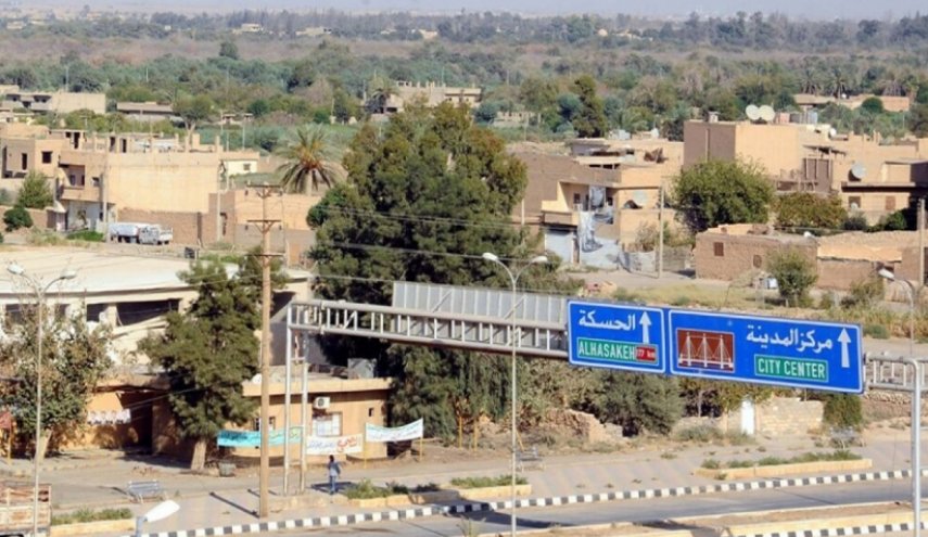 سوريا..قبيلة طيء العربية تدعو إلى رفض المشاركة بأي تجمع تحت رعاية الاحتلال الأمريكي في الحسكة