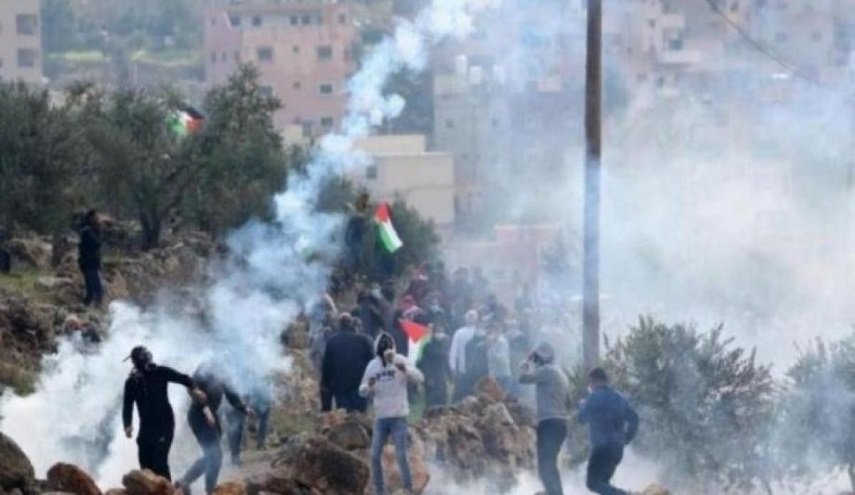 اندلاع مواجهات قرب نبع قرية قريوت جنوب شرق نابلس
